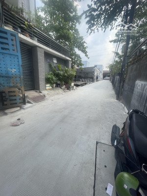 nhỉnh 6t - 92m2 cn đủ - 4 tầng - 12 phòng ngủ - đường xe tải - an phú đông giá 6.67 tỷ tl.