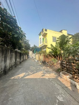 bán lô đất hót yên vinh, quang minh, mê linh dt 68m2 măt tiền 4m ngõ thông giá 55tr