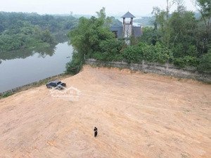 đất bám hồ đẹp! giá rẻ! cách big c hà nội 35km, giá cực rẻ! 3200m2, có 200ont, mặt tiền 46m bám hồ