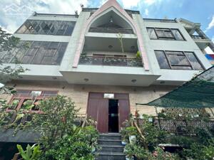 Biệt Thự 450m xây 5 tầng Mặt Tiền Đường gần Bến Du Thuyền Sông Sài Gòn Thủ Đức