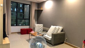 bán căn hộ 85m2, 2pn, tặng lại nội thất, giá 3 tỷ. lh ms hậu 