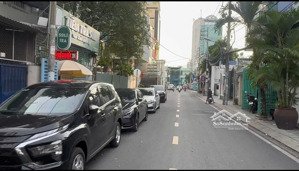 hạ 5ty bán nhanh biệt thự nguyễn văn trỗi . p11 phú nhuận . dt 18 x12. 1 tầng 36ty tl