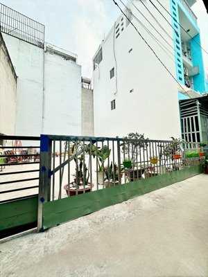 đất - 94m2(8x12) - chỉ 5.95 tỷ - ngay hương lộ 2 giáp tân phú