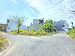 bán lô góc 2 mặt tiền đảo kim cương,q.9,dt 85m2 ngang 7 dài 13,giá 5,2 tỷ bớt lộc,lh 