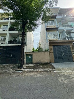 bán gấp đất đường nguyễn thượng hiền, p5, bình thạnh giá 2tỷ9 gần th nguyễn thượng hiền, dt 80m2