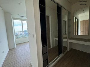 zeit river thủ thiêm cho thuê căn hộ 2pn view thoáng giá chỉ 35 triệu