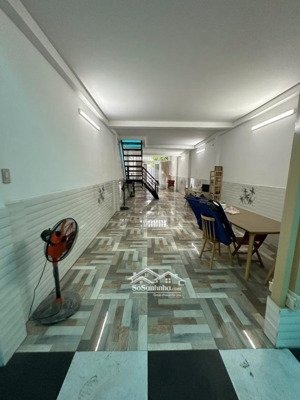 mặt tiền kinh doanh - gần chợ tân hương - quận tân phú - 112.5m2 (4.1x 27.5m), giá 9.7 tỷ