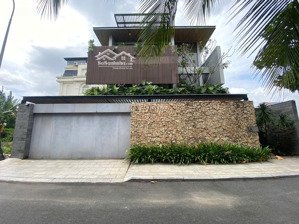 nhà đẹp! chủ cần bán gấp biệt thự villa đẹp tại đường 69a thạnh mỹ lợi quận 2.dt:15x18m2 giá 64 tỷ.