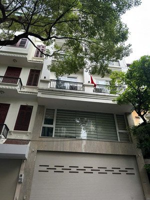 bán gấp nhà mặt phố chùa láng - 52m2 - 5m mặt tiền - 5 tầng - vỉa hè ô tô tránh - gần hồ - 31.5 tỷ