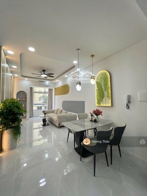 không ở nữa nên bán ch sky garden 3, q7, dt 75m2 2pn 2wc giá 2,35 tỷ bao vat và phí, view nội khu