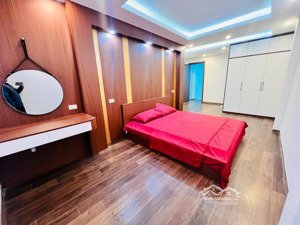 chỉ 9.35 tỷ ! 5 tầng, 42m - full nội thất, ô tô 15m - gần ngoại giao đoàn