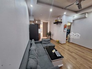 chính chủ cần bán căn hộ cc không qua trung gian