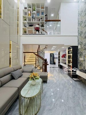 nhà mới siêu đẹp ở ngay - 4pn - lô góc ngay emart phan huy ích - full nội thất nhỉnh 6 tỷ