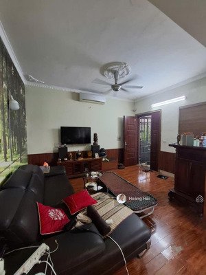 chung cư việt hưng 80m 2pn chỉ 3,59 tỷ