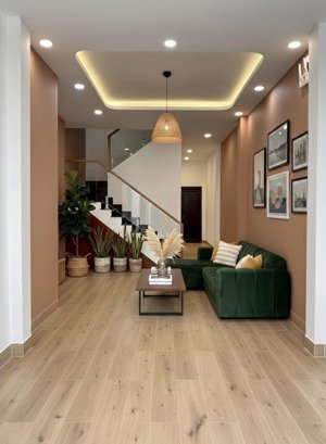 ngay thị nghè - sát quận 1 - phan văn hân - 2 tầng - 3pn 2wc - 60m2 - full nội thất - vào ở ngay