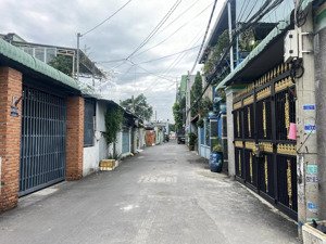 nhà góc 2 mặt tiền ô tô - 103m2 - đường quốc lộ 13 - gần vạn phúc city - chỉ 8,150 tỷ