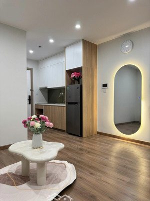 giá tốt ! studio full nội thất tòa i2 32m chỉ 3.2 tỷ bao phí sang tên imperia smart city