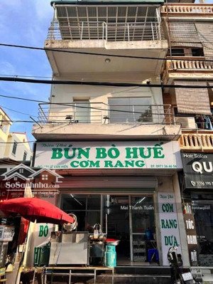 "gấp!bán đất tặng nhà,lô góc,3tầng,ngõ thông,oto đỗ cửa,dt:45m,mt:4.5m,6.7ty