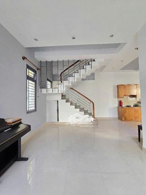 nhà đẹp liền kề nguyễn văn trỗi_hoàng diệu, phú nhuận, vị trí kd/ở, 4 tầng, hxh,49m2, 9.85 tỷ