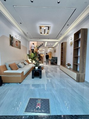 vị trí rất đẹp, khu bàn cờ, giáp aeon tân phú. hẻm 6m thẳng, thông oto tránh nhau thoải mái. kin