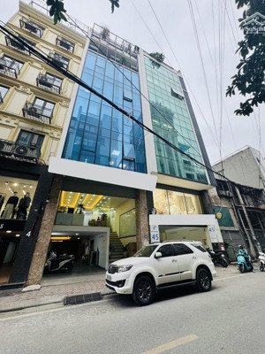 duy nhất 1 căn nhà mặt phố 90m2 9 tầng thang máy mt: 5m thoáng trước sau, vỉa hè 4m thông sàn! mót