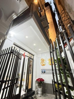 bán nhà thịnh quang, đống đa, 32m2, 5 tầng, mt 5.35m, full nội thất, 8.1 tỷ