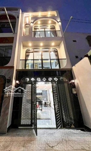 bán nhà hẻm xe hơi 1/ nguyễn duy dương, phường 9 quận 10. dt: 4x10m. giá 3.7 tỷ thương lượng