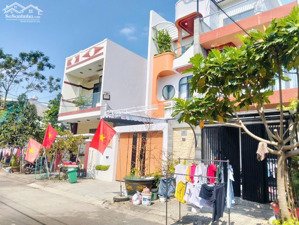 ban ban 20 - tđc bá tùng 3. diện tích 100m2. giá 4 tỷ