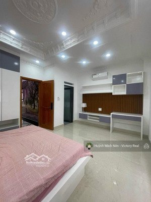 chỉ có duy nhất 1 căn hoàng hoa thám - bình thạnh giá 5 tỷ/ 81,7m2. thông ra phan đăng lưu