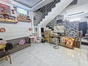 80m2 - hồng lạc tân bình - 4 tầng - hxh 4m - sổ nở hậu 6.5m - hoàn công đủ - nhà rộng - ở lâu dài