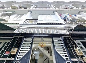 bán lỗ còn 2,4 tỷ nhà nguyễn đình chiểu, q.3 | dt: 67,5m2 | hẻm 6m | hợp đồng thuê sẳn | shr