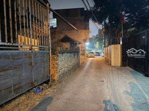 e bán ô đất đẹp tại khc13 , phường liên bảo cũ ( ngay sau công an tỉnh vĩnh phúc cũ). giá rất mềm ạ