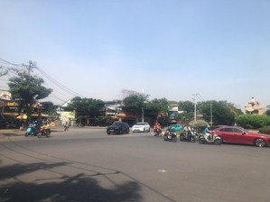 chính chủ cho thuê nhà 1 triệt 3 lầu ngay vòng xoay giải trí trung sơn - bình chánh