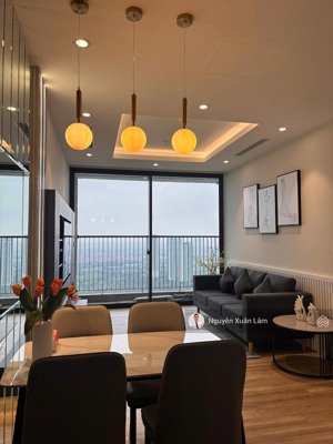 cần cho thuê 74m2 full đồ mới view siêu đẹp nhìn hồ và sân golf giá rẻ 17 triệu land mark ecopark