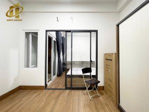 cho thuê căn 1pn ban công full nội thất q4, ngay cầu kênh tẻ, đh luật, đh nguyễn tất thành, chợ