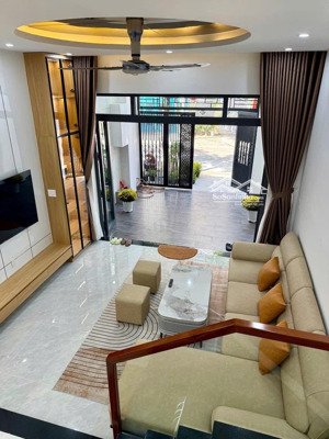 siêu phẩm nhà phố 3 tầng cao xuân huy 5 phòng trung tâm hải châu - đà nẵng