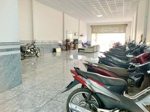 bán 800 m2 đất + nhà mặt tiền kinh doanh gần chợ nhà thờ phú sơn.giá siêu tốt