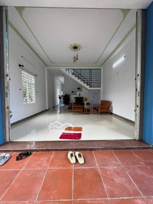 bán nhà 2 tầng mới đẹp kiên cố - giá tốt để an cư ngay tại miếu bông - gần ql1a