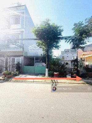 cặp đất gần bệnh viện phù hợp xây căn hộ nhà nghỉ