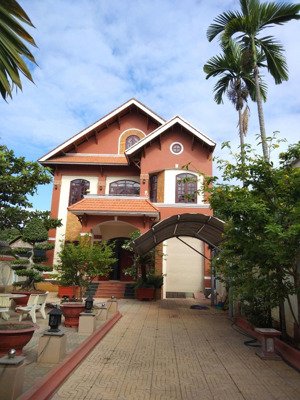 nhà biệt thự mặt tiền đường hùng vương phước hưng bà rịa