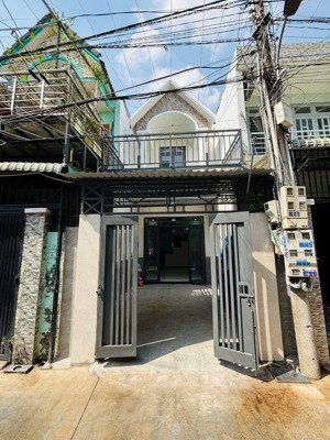 nhà phố hoàn công gần bigc go, phường đông hòa, tp dĩ an