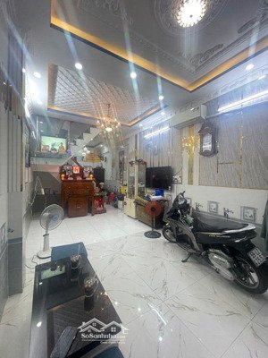 bán nhà tôn đản quận 4 - 4 tầng - 42m2 - 4 tỷ nhỉnh - nhà còn mới dọn vào ở ngay