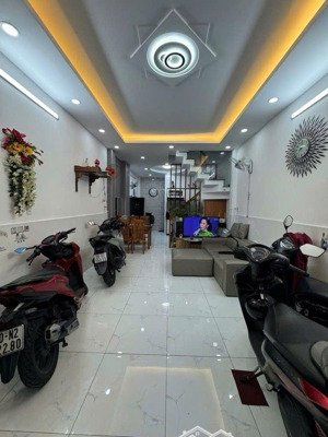 nhà 1/ lê văn quới hẻm ôtô thông kinh doanh tốt 48m2 nhỉnh 4 tỷ