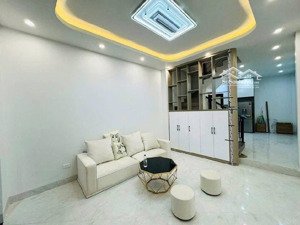 bán nr 35m2, 8 tỷ, 8pn, 8wc ở khương trung, khương đình, thanh xuân, hn đẹp xuất sắc giá tốt