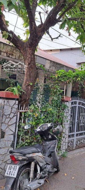 bán nhà 107m2 hiệp phú quận 9 diện tích: 107m, ngang 7m