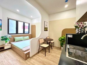 phòng đẹp trung tâm gần ngã tư sở ,bách kinh xây giá sale sâu