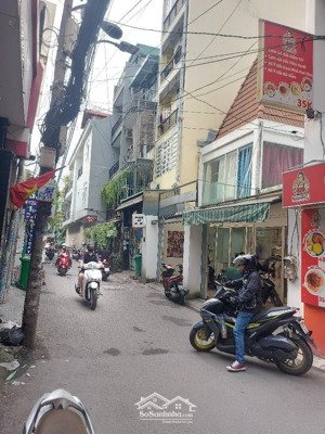 bán nhà 9 x 20m - xây 3 tầng - hẻm 69 - đường nguyễn gia trí - bán 32 tỷ