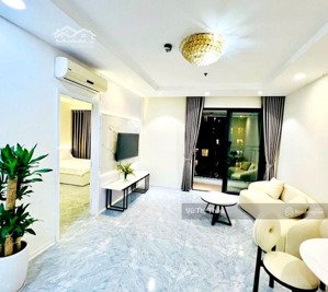 chính chủ bán nhà cc thang máy, nghyễn chí thanh, sổ đỏ 68m, 2 ngủ, 2wc, ban công, có bãi để ô tô