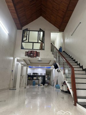 cho thuê nhà 2 tầng (1 tum) an thượng 33 khu phố tây phù hợp ở kinh doanh 81m2 hướng tây giá 30tr