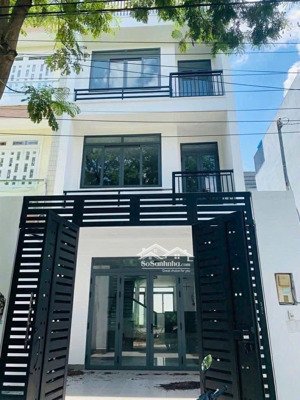 bán nhà mới xây (5m x 20m) kdc phú lợi phường 7 quận 8. nhà đối diện công viên